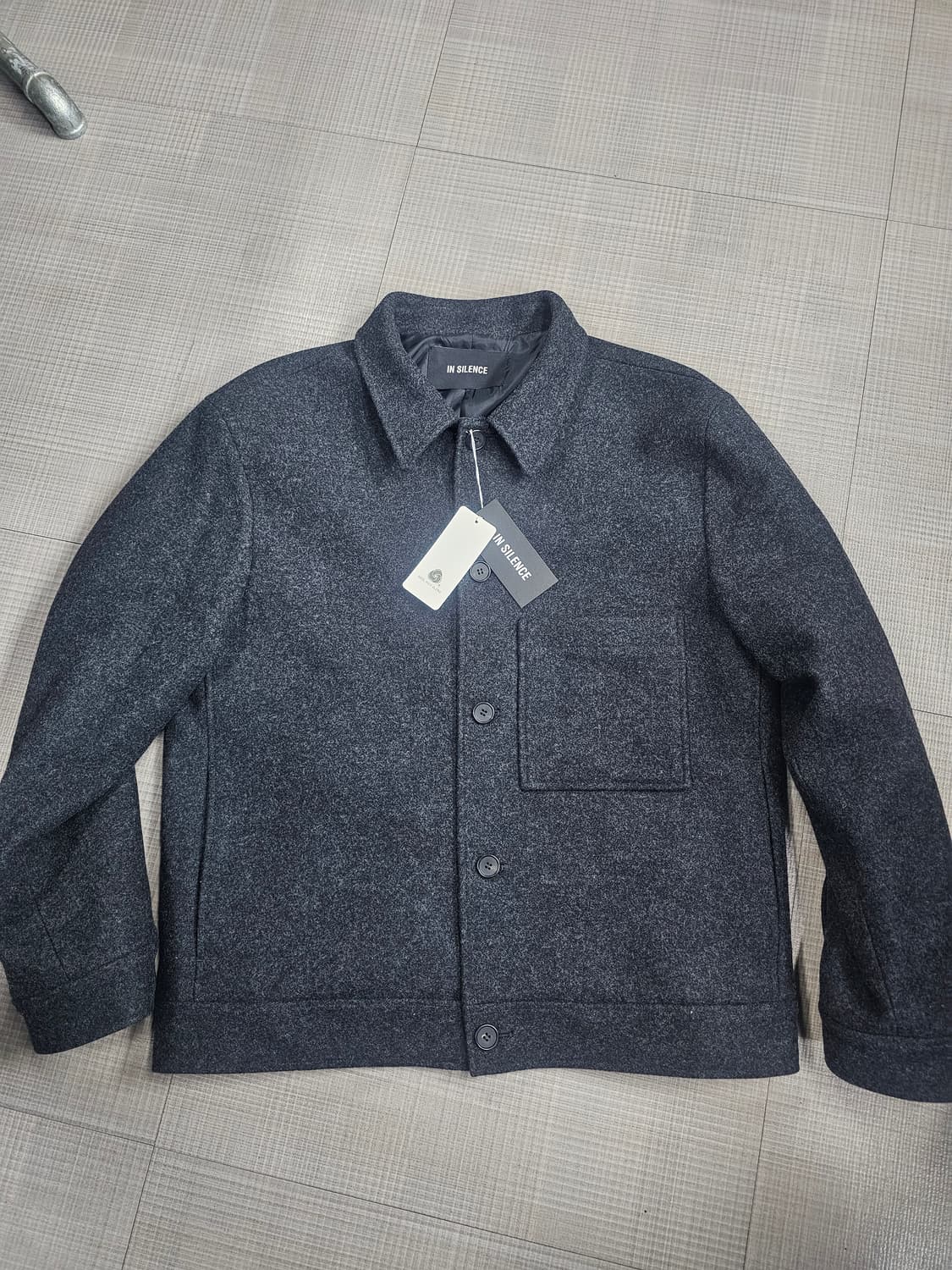 인사일런스 모 숏자켓 새제품 상품이미지1