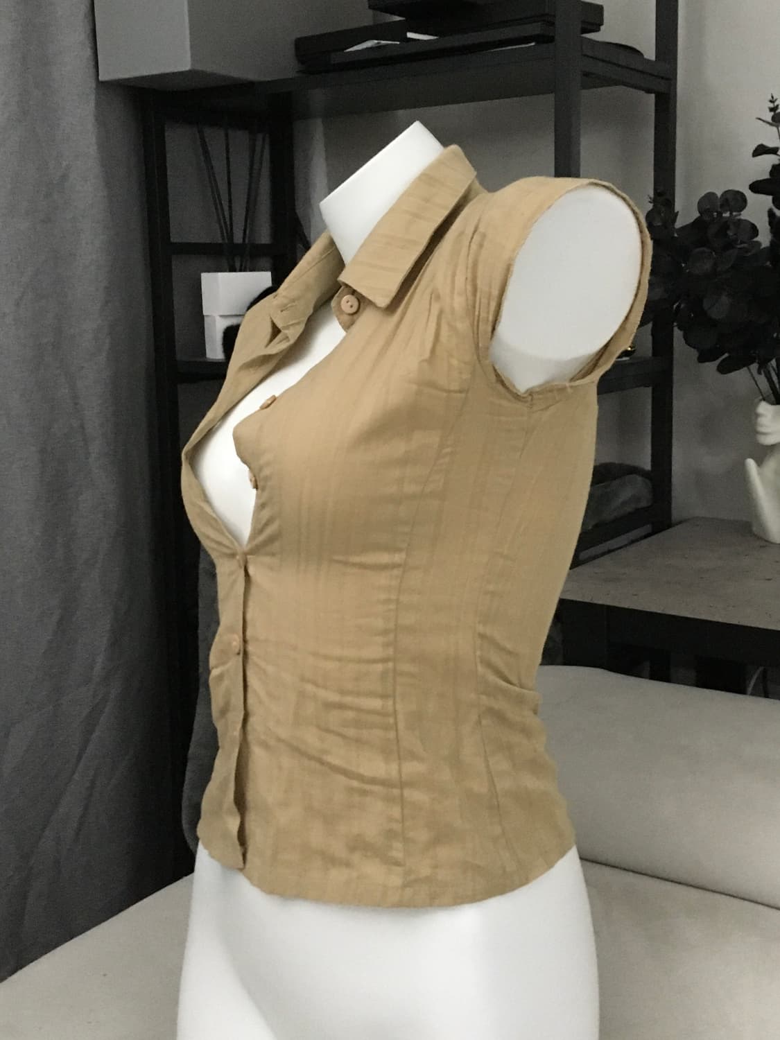 ༒ vintage latte sleeveless shirt 상품이미지4