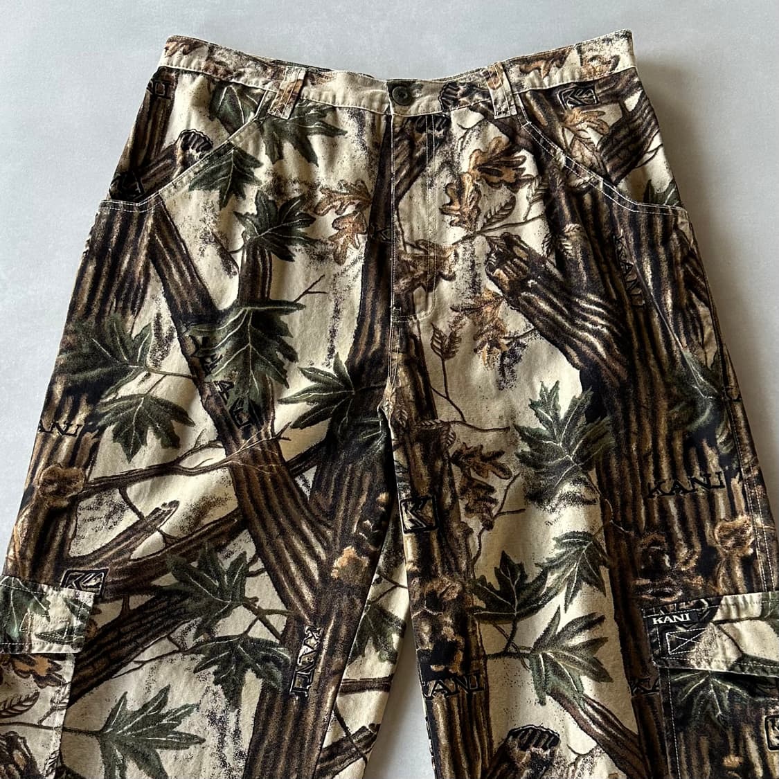 [36인치]KARL KANI 칼카니 리얼트리 카고 팬츠 상품이미지2