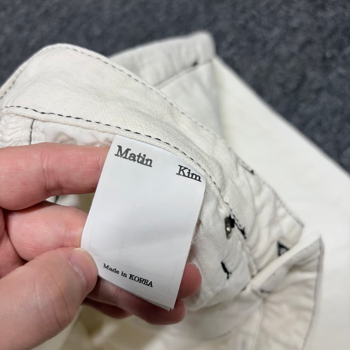 마뗑킴 화이트 데님 팬츠 상품이미지3