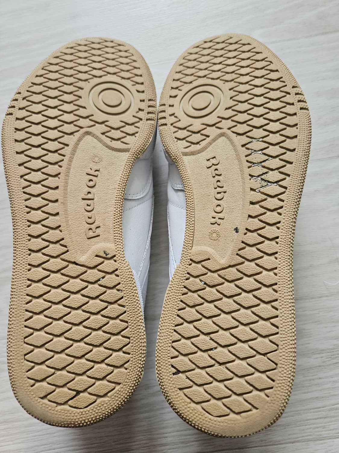 리복 자운드 클럽c 화이트 검 265mm 상품이미지7
