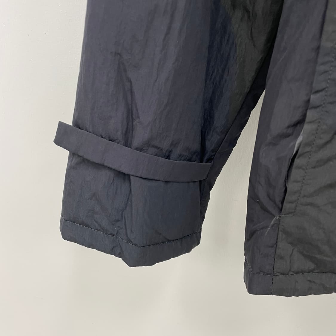 질샌더 나일론 블랙 국방 배색 경량 패딩 상품이미지6