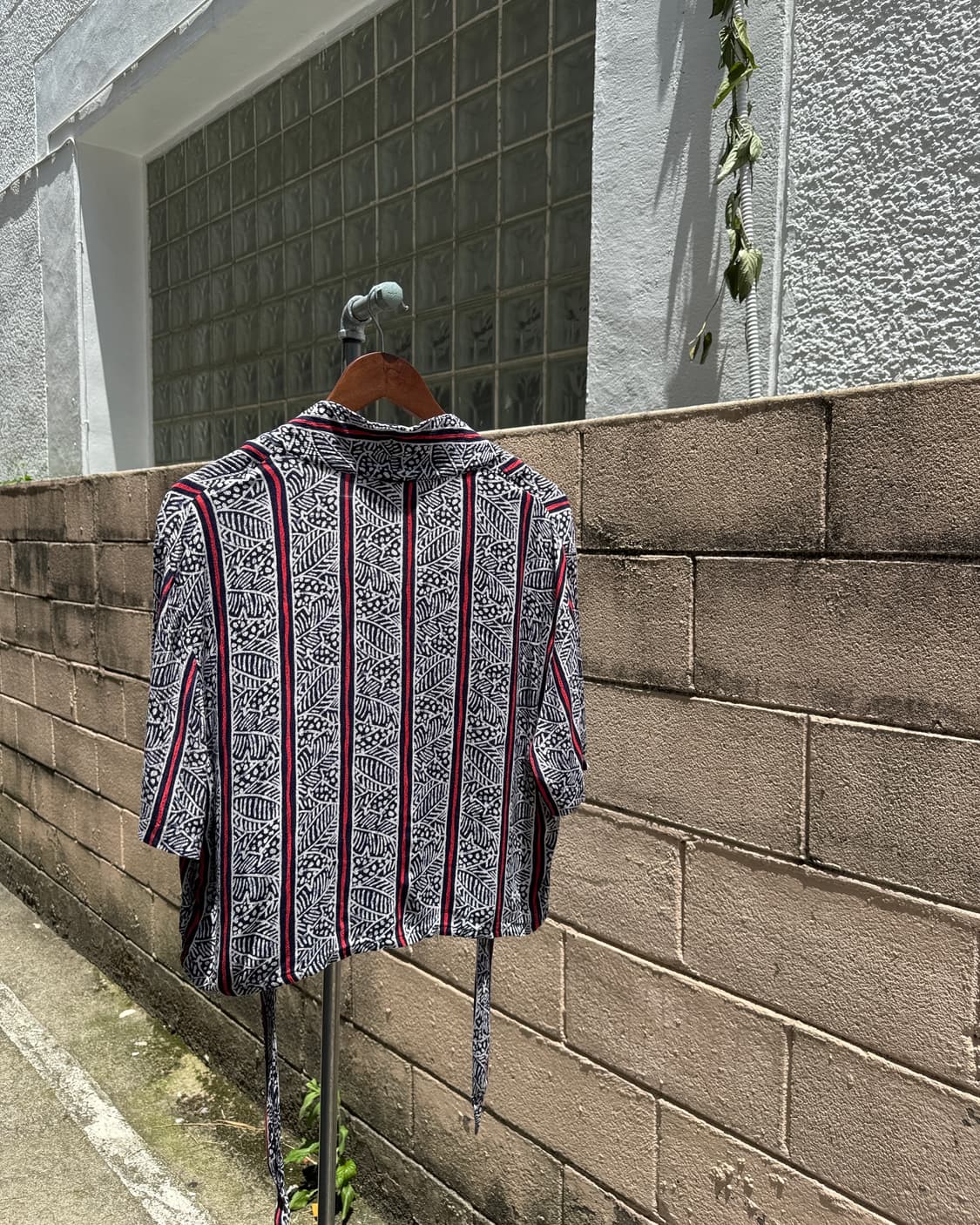 VINTAGE NAVY BOTANICAL PRINT BLOUSE 상품이미지3