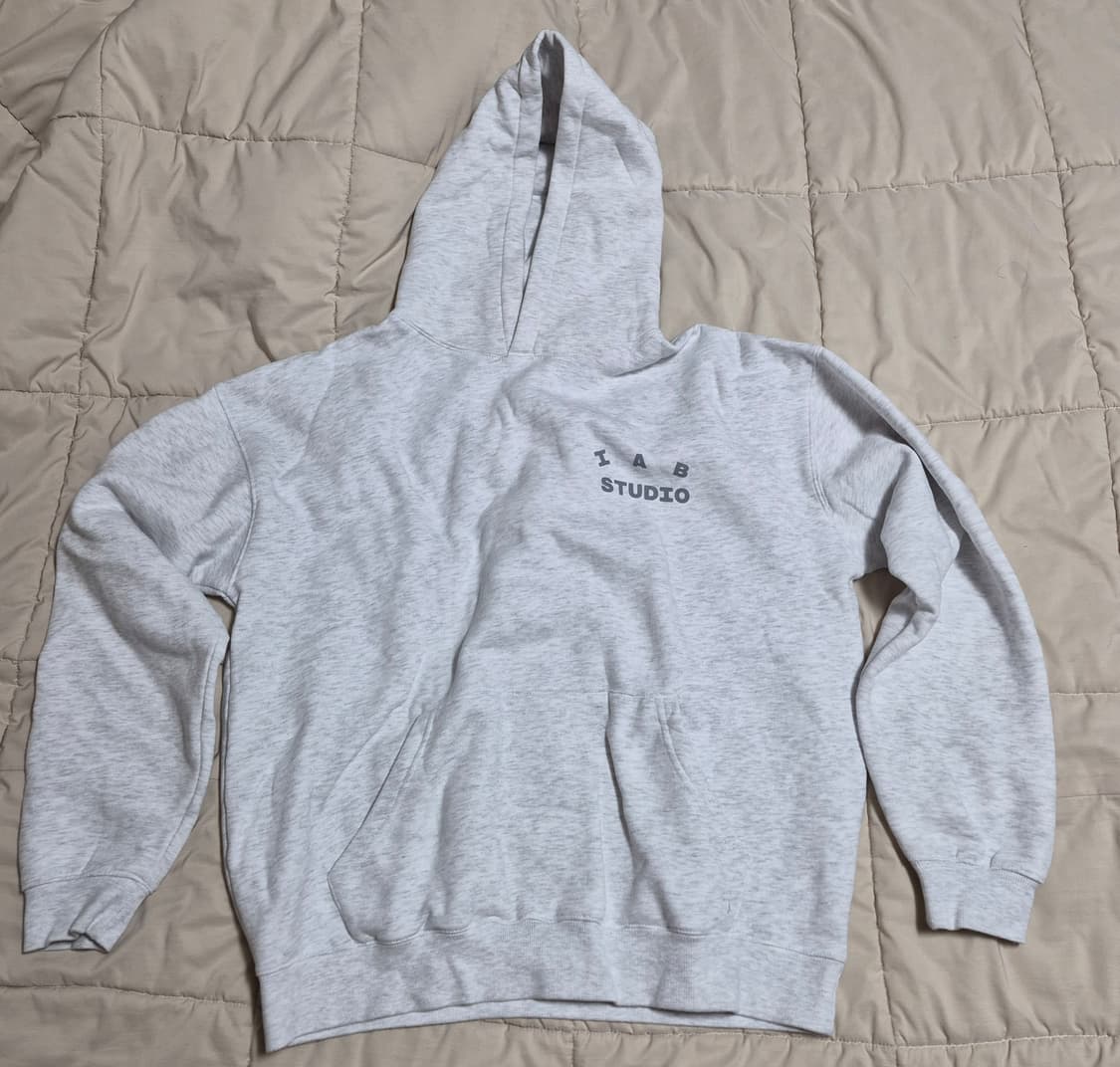 아이앱 스튜디오 후드 라이트 그레이 XL판매합니다 상품이미지1