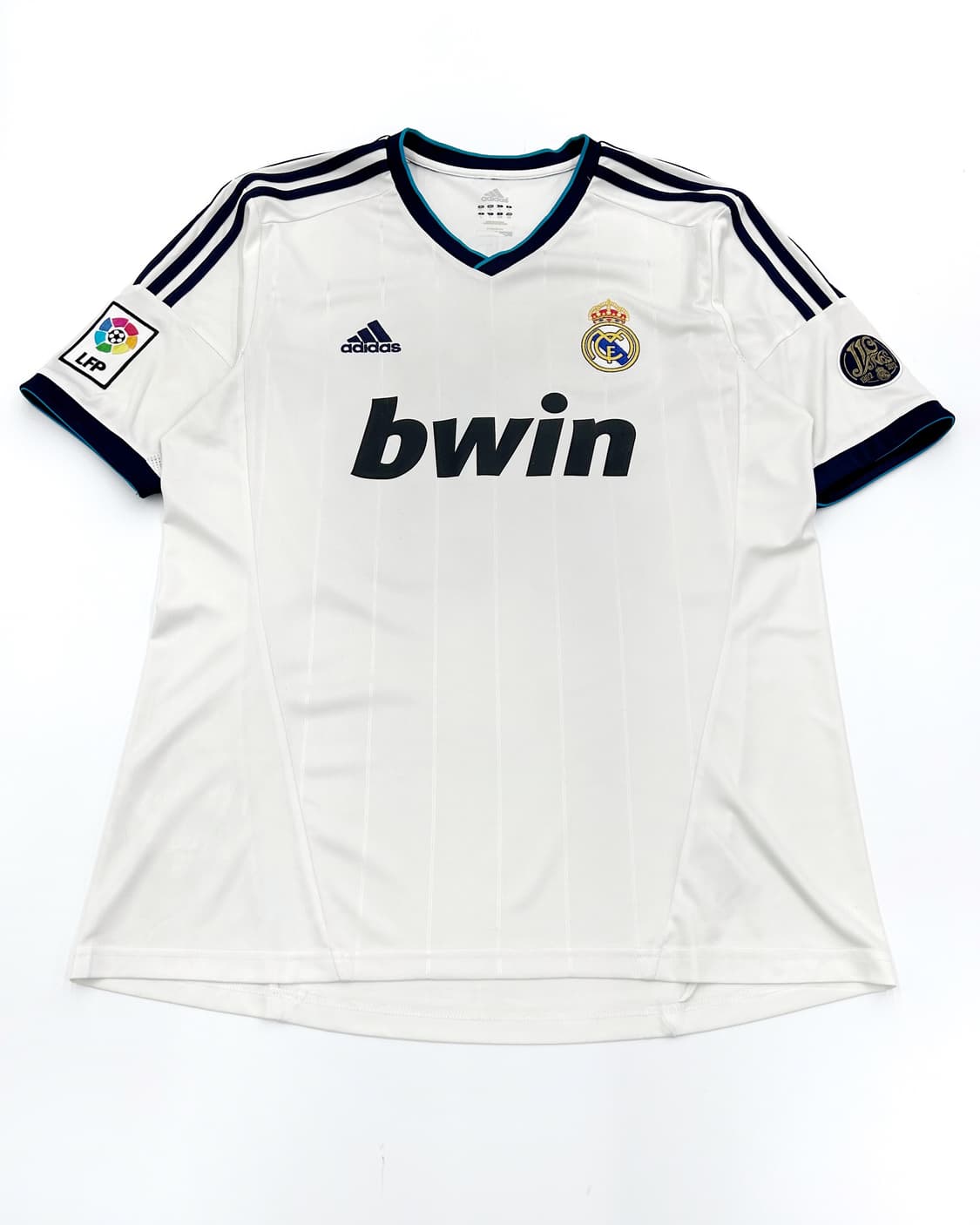 아디다스 12-13 레알 마드리드 110주년 홈 리그킷 모드리치 상품이미지3