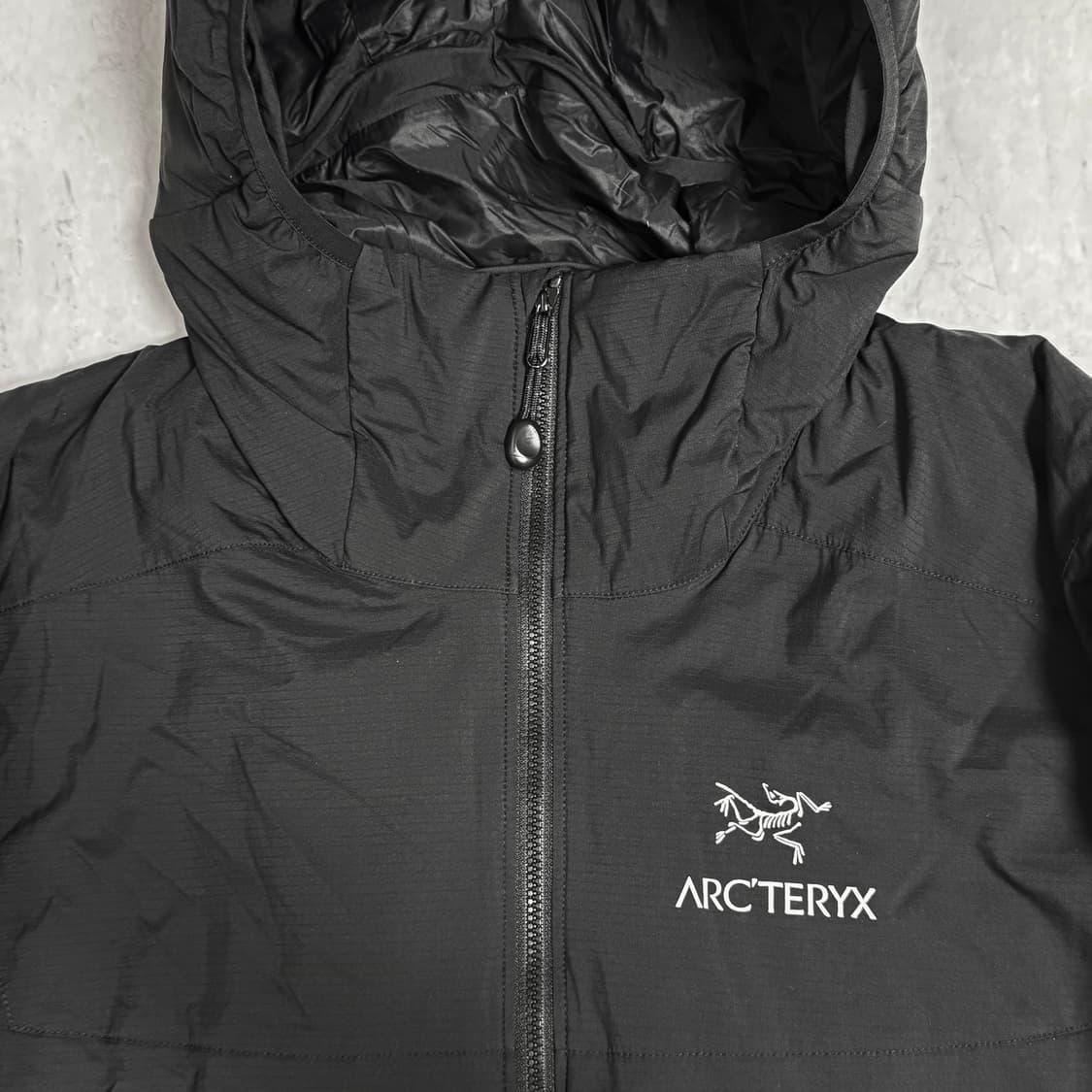 (s) 아크테릭스 아톰ar 후디 블랙 구형 스카치로고 상품이미지2