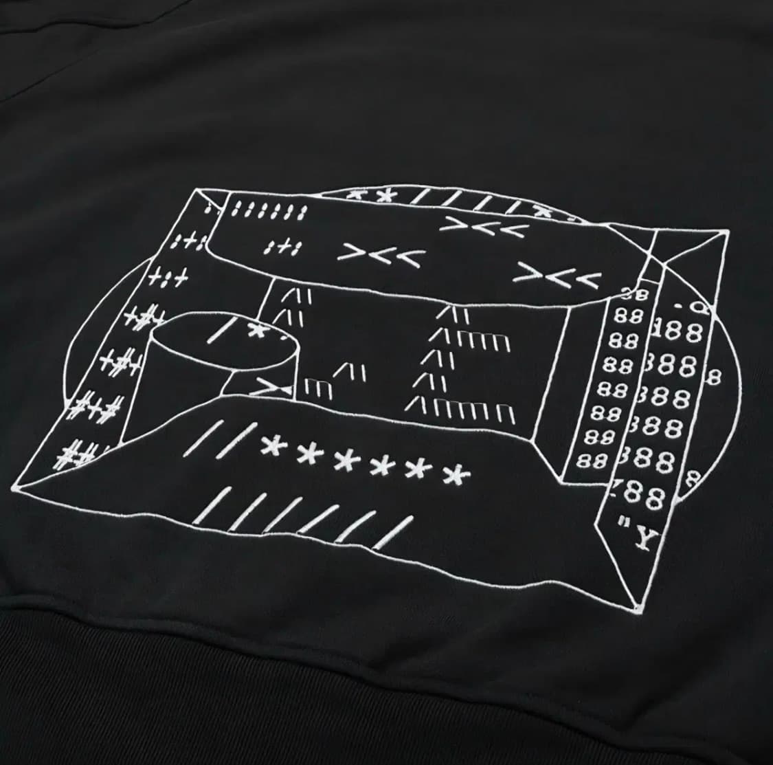 카브엠트 21ss 빅크루넥 맨투맨 상품이미지3