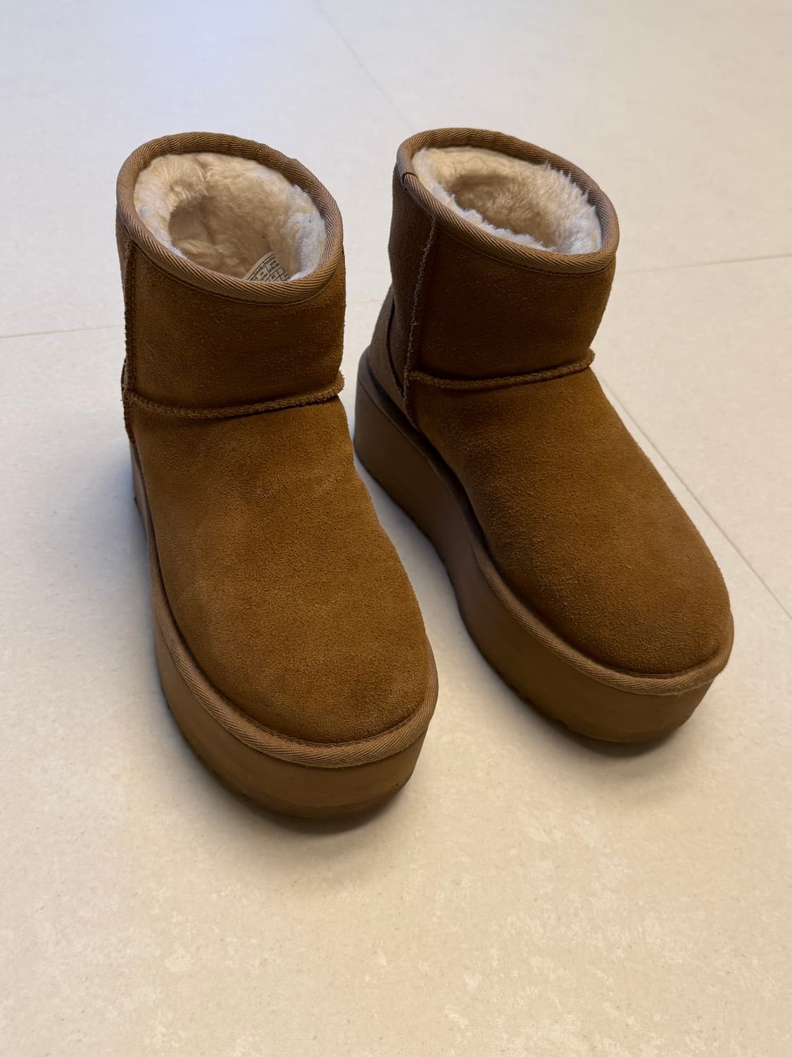 어그 플랫폼 미니 38(240) 체스트넛  상품이미지5