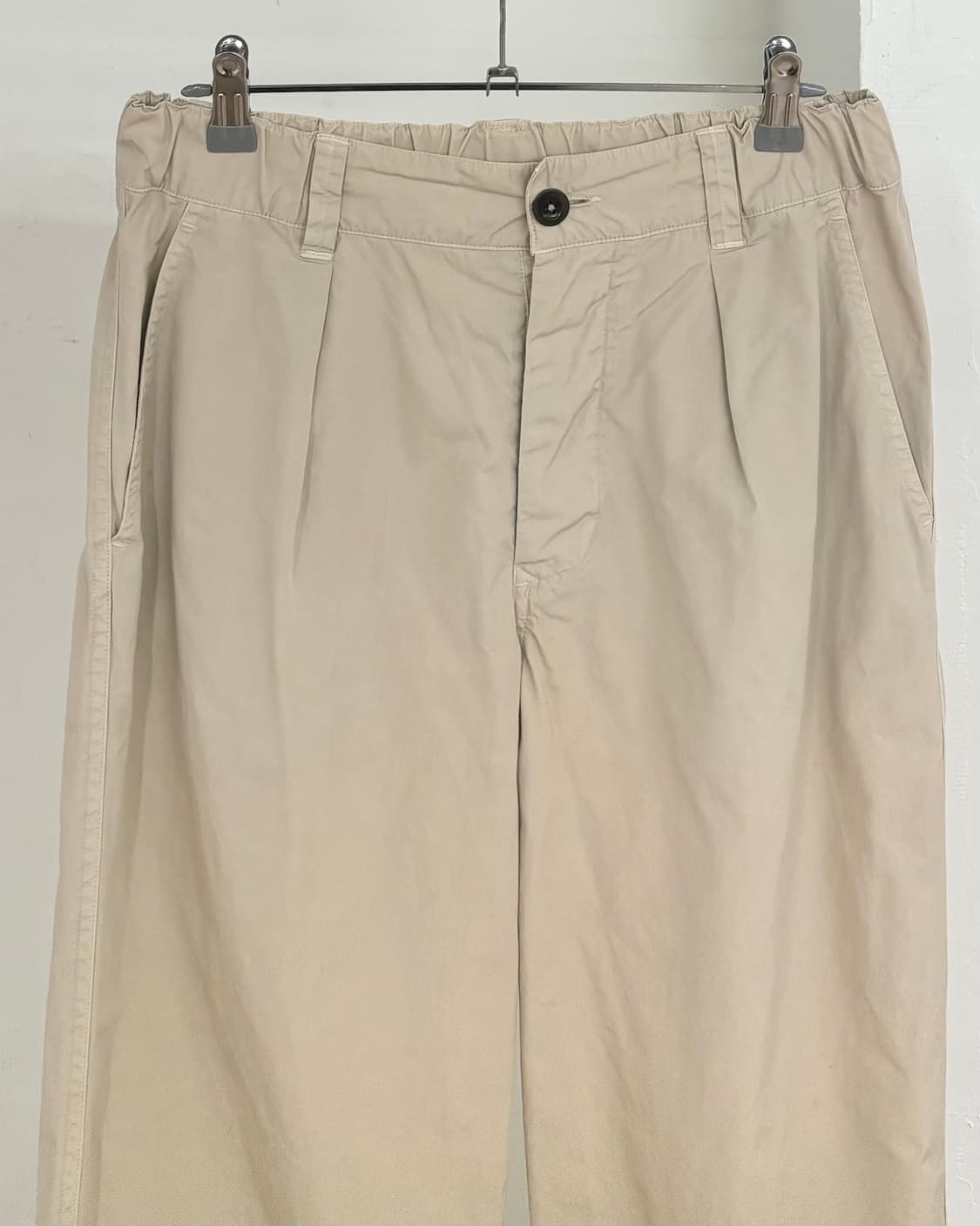 마가렛호웰 베이지 와이드 턱 치노 팬츠 상품이미지2