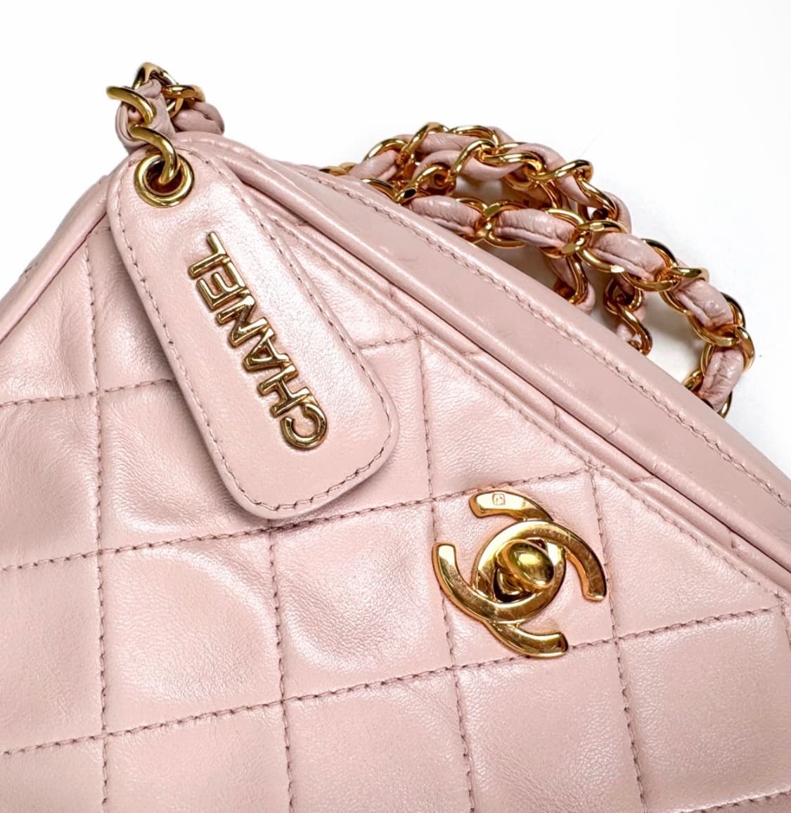 [OS] 샤넬 여성 CC로고 금장 램스킨 체인 크로스 숄더 카메라백 핑크 상품이미지8