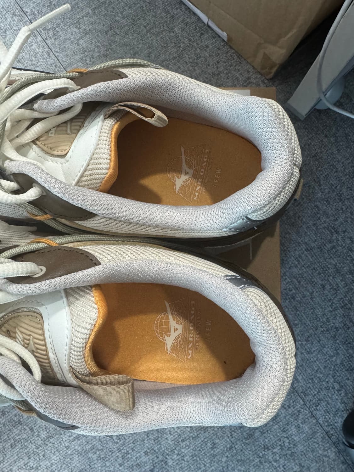 미즈노 x afew 콜라보 280 상품이미지3