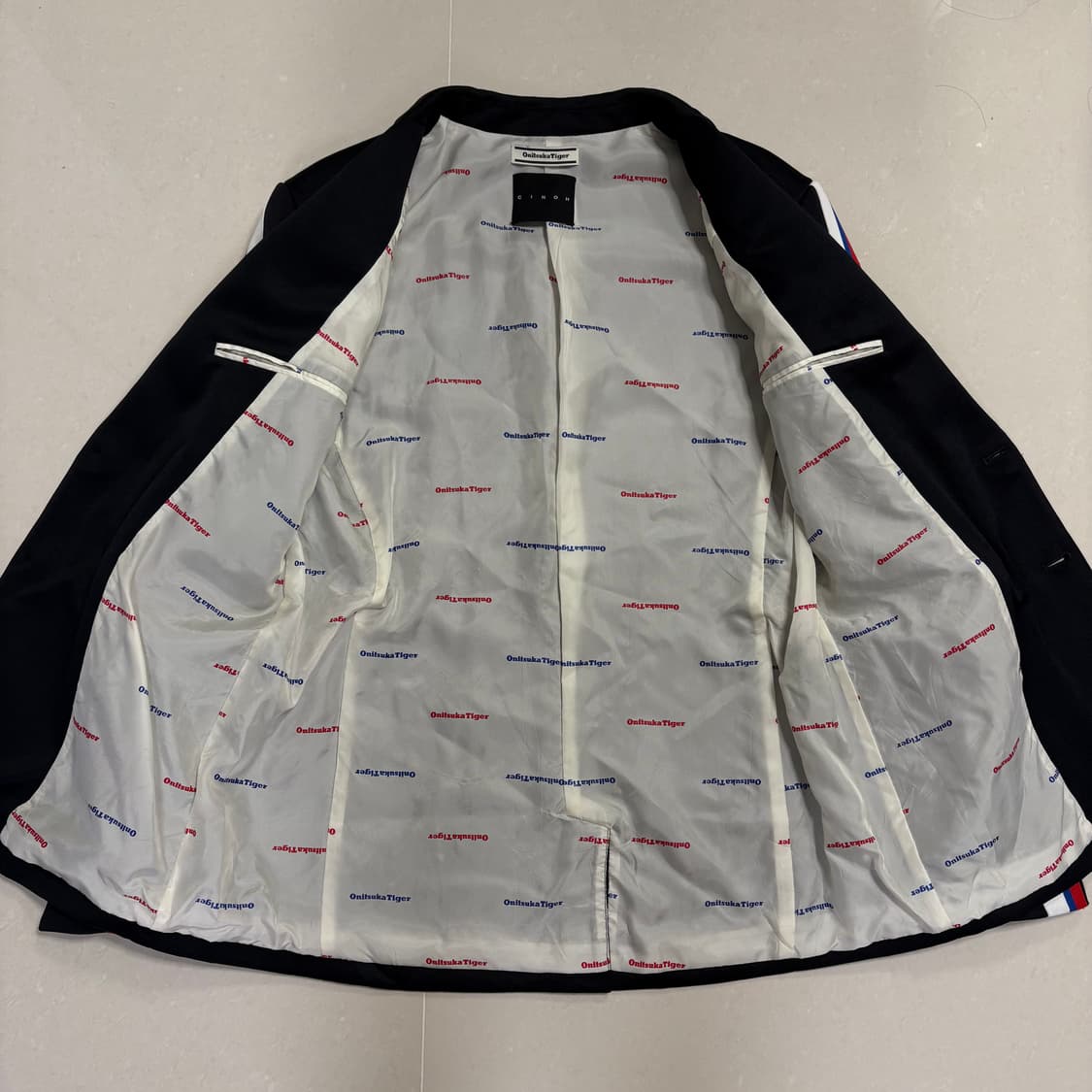 정품 오니츠카타이거 X 치노 사이드라인 블랙 블레이저 자켓 상품이미지8