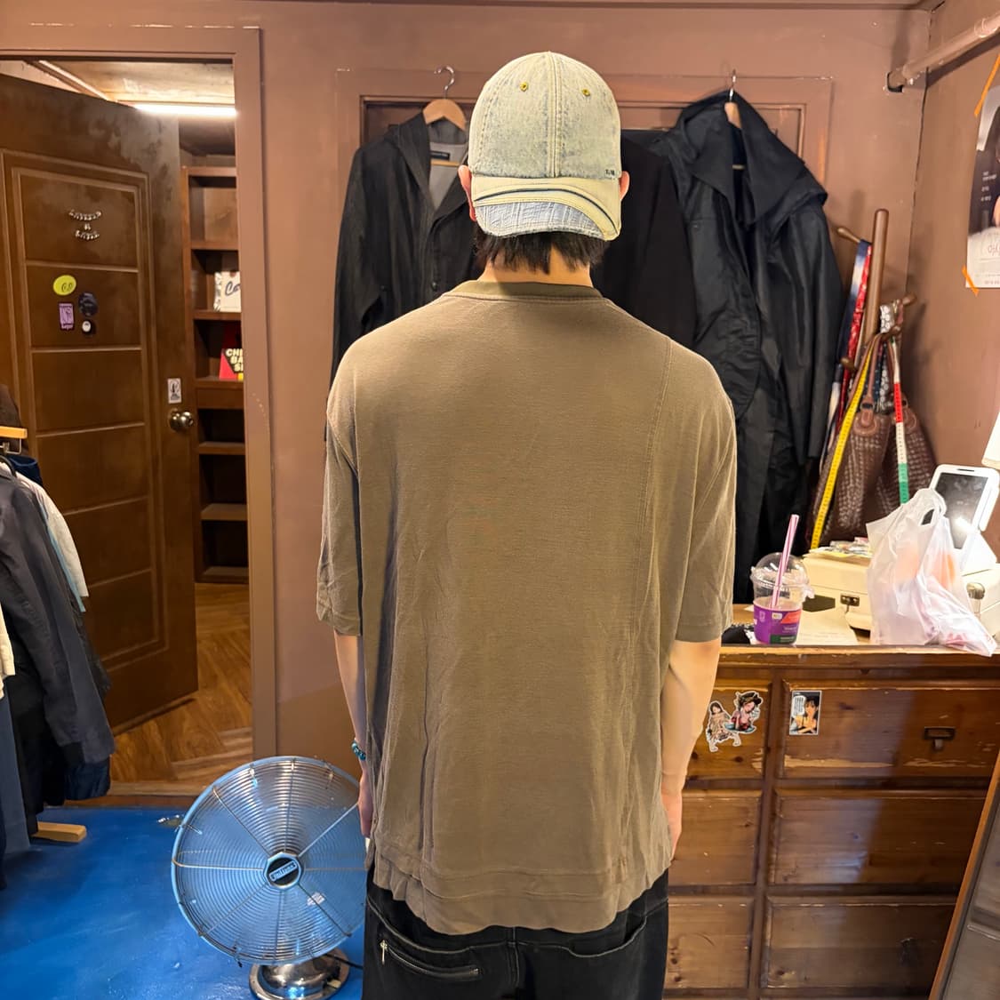 SOLID HOMME 솔리드옴므 19SS 패널드 디테일 카키 티셔츠 상품이미지2