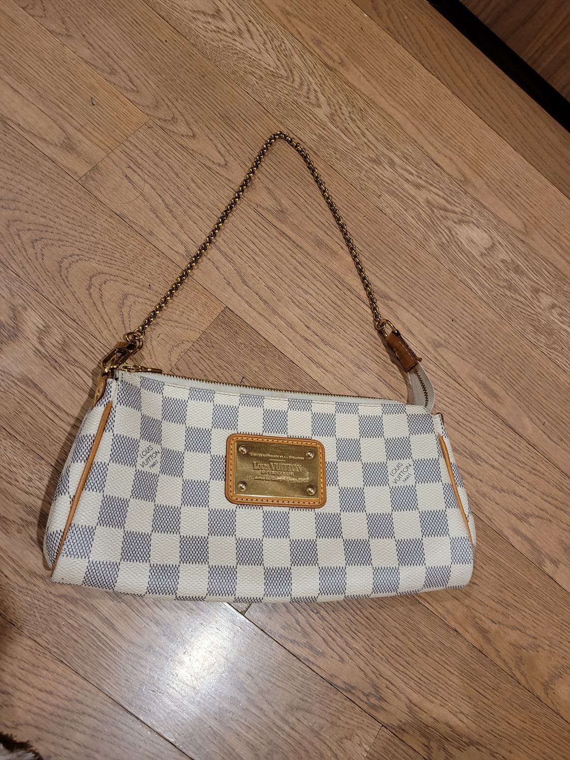 루이비통 다미에 아주르 에바클러치  상품이미지1