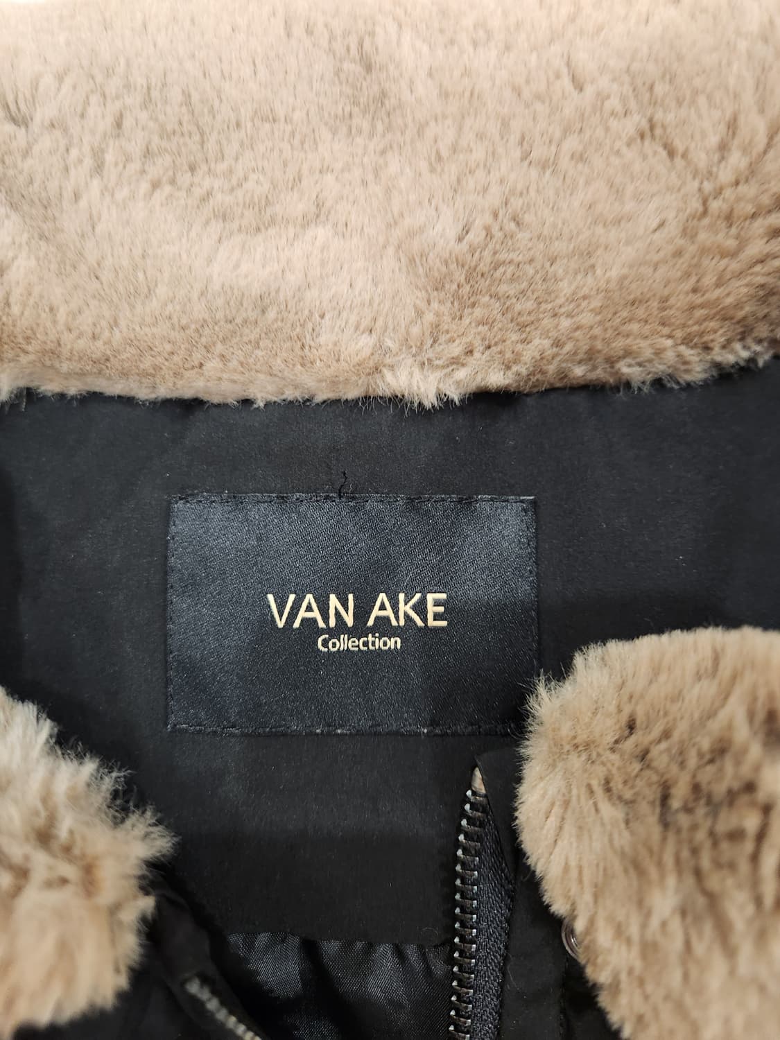 반에이크 패딩조끼 상품이미지6