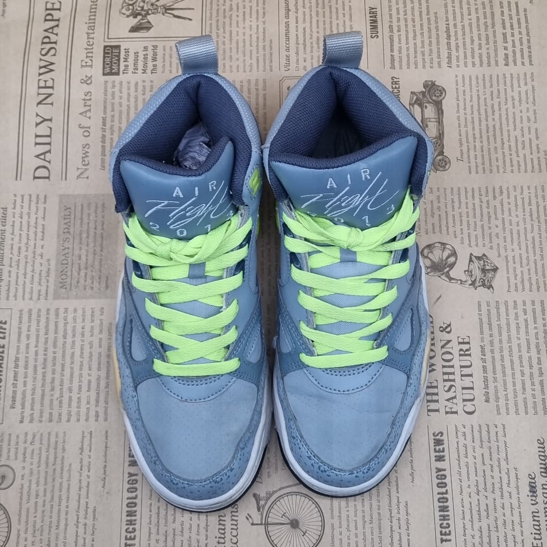 나이키 플라이트 레거시2 미드 240 상품이미지2