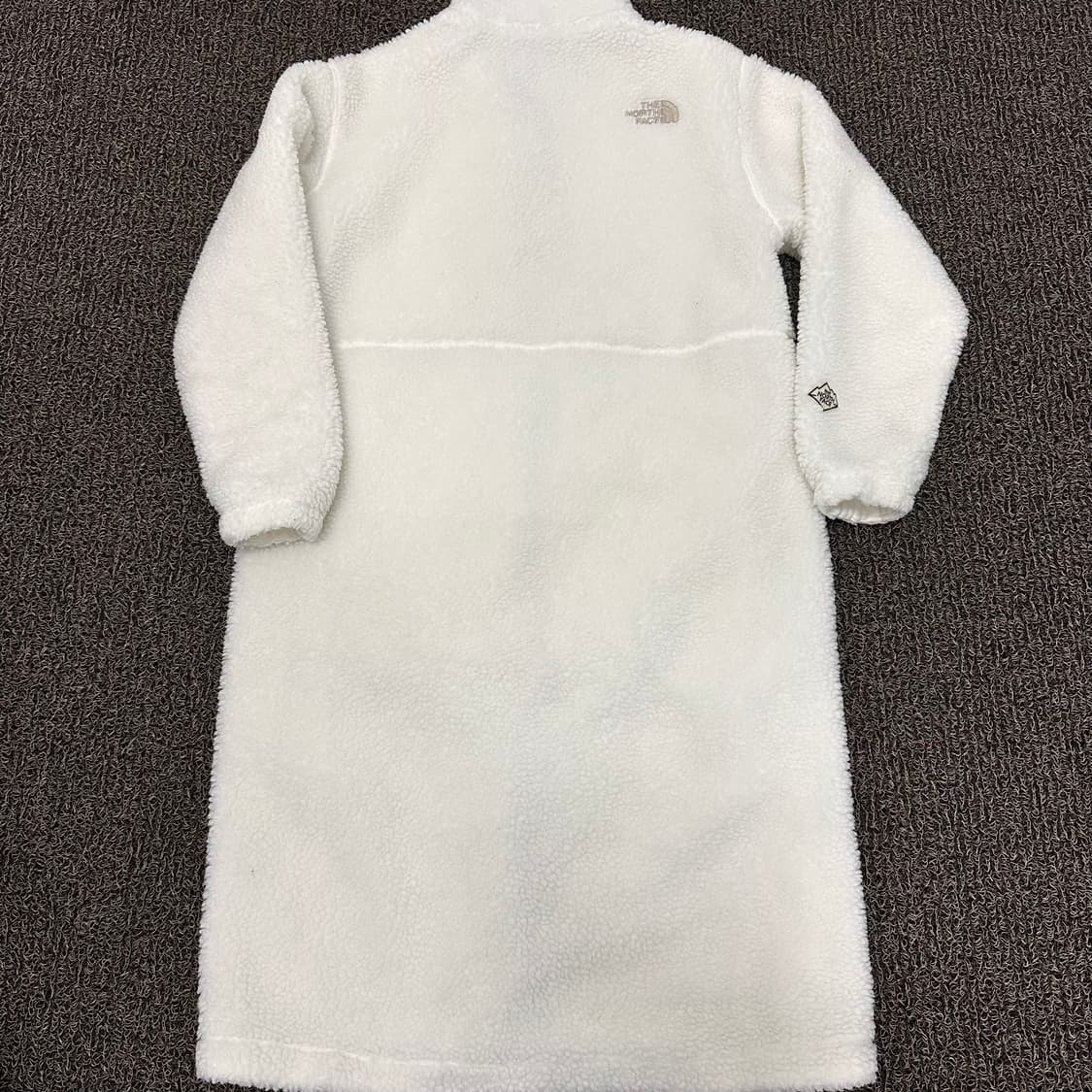 노스페이스 여성 뽀글이 털 롱 후리스 자켓 85(XS) 상품이미지4