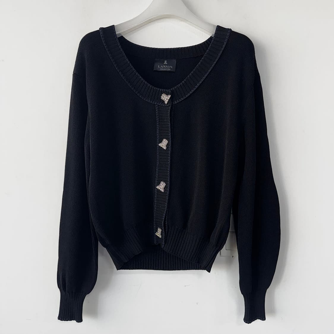 랑방컬렉션 로고 비즈 포인트 니트 가디건 상품이미지1