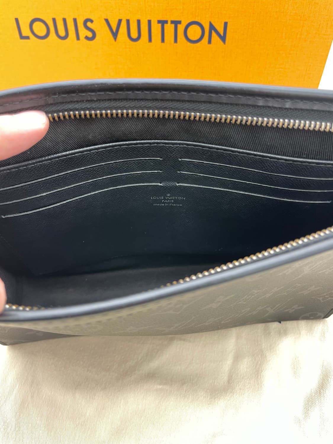 [ 정품 / 풀구성 ] 루이비통 이클립스 포쉐트 보야주 클러치백 블랙 상품이미지3