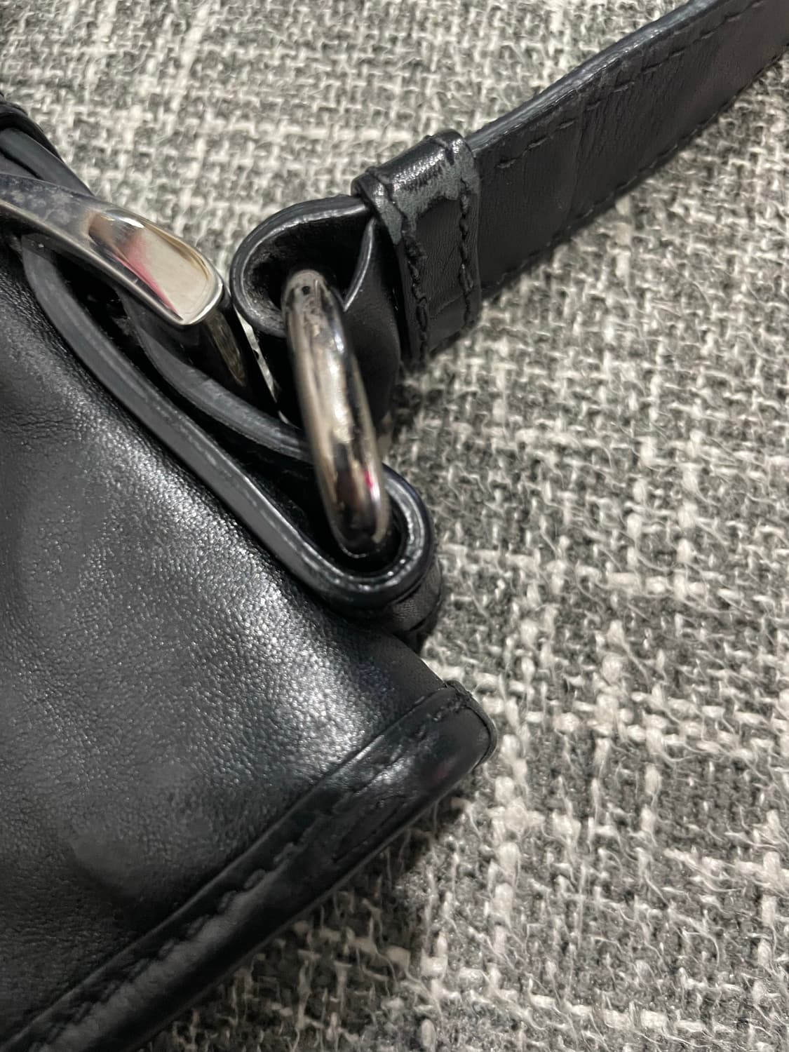 프라다 빈티지 소프트 송아지 가죽 크로스백 정품 상품이미지10