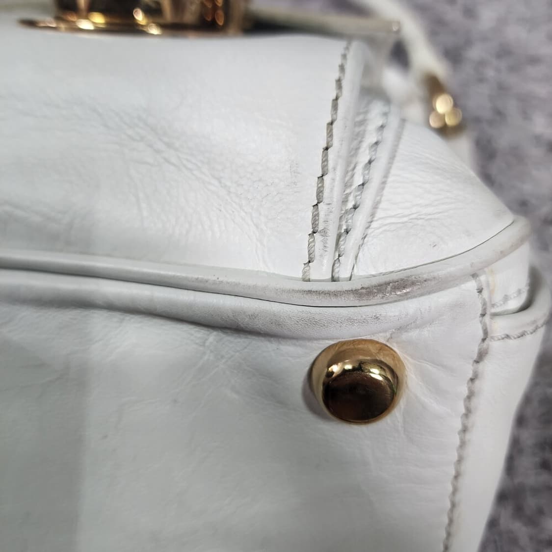 마크제이콥스 숄더백

 상품이미지7