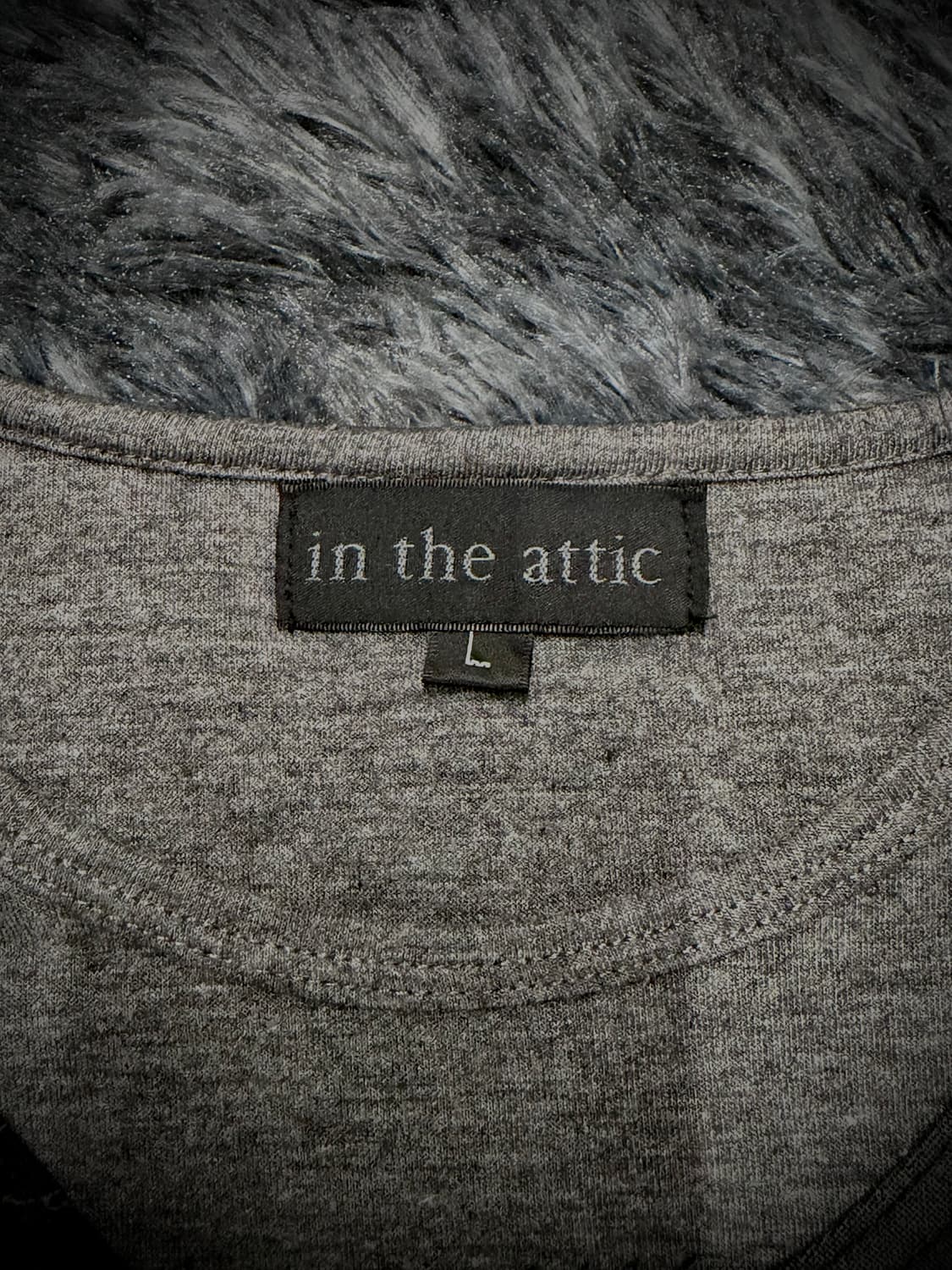 In The Attic 페더 그래픽 지퍼 레이어드 롱슬리브 상품이미지9