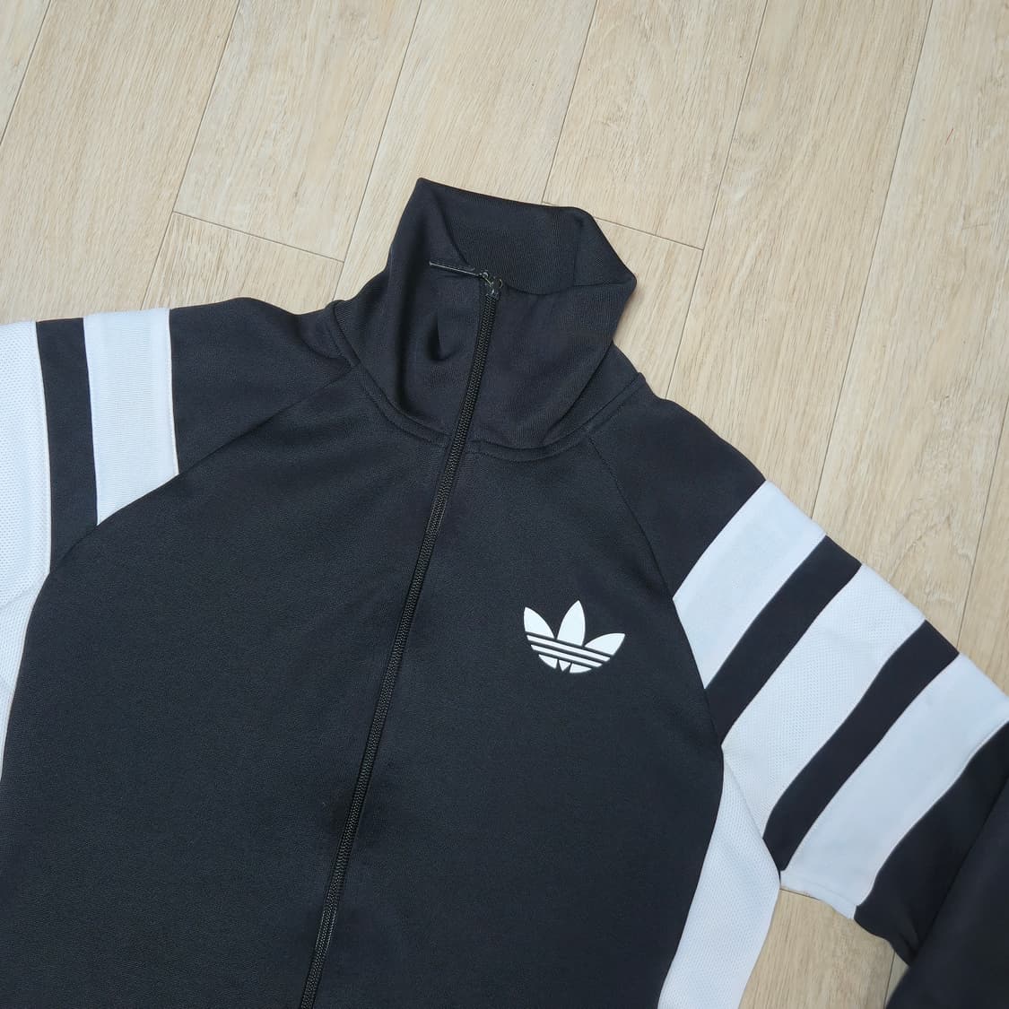 아디다스 불꽃 삼선 TT 트랙탑 블랙/화이트 져지자켓 상품이미지1