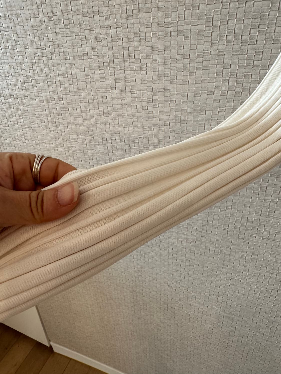 플리츠플리즈 플래닛 니트 화이트 상품이미지4