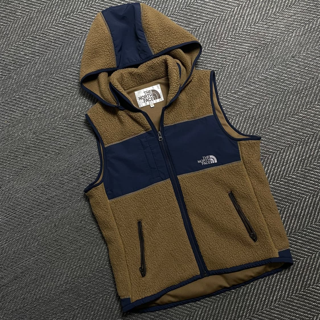 노스페이스 화이트라벨 플리스 쉐르파 후디 베스트y 5319 상품이미지1