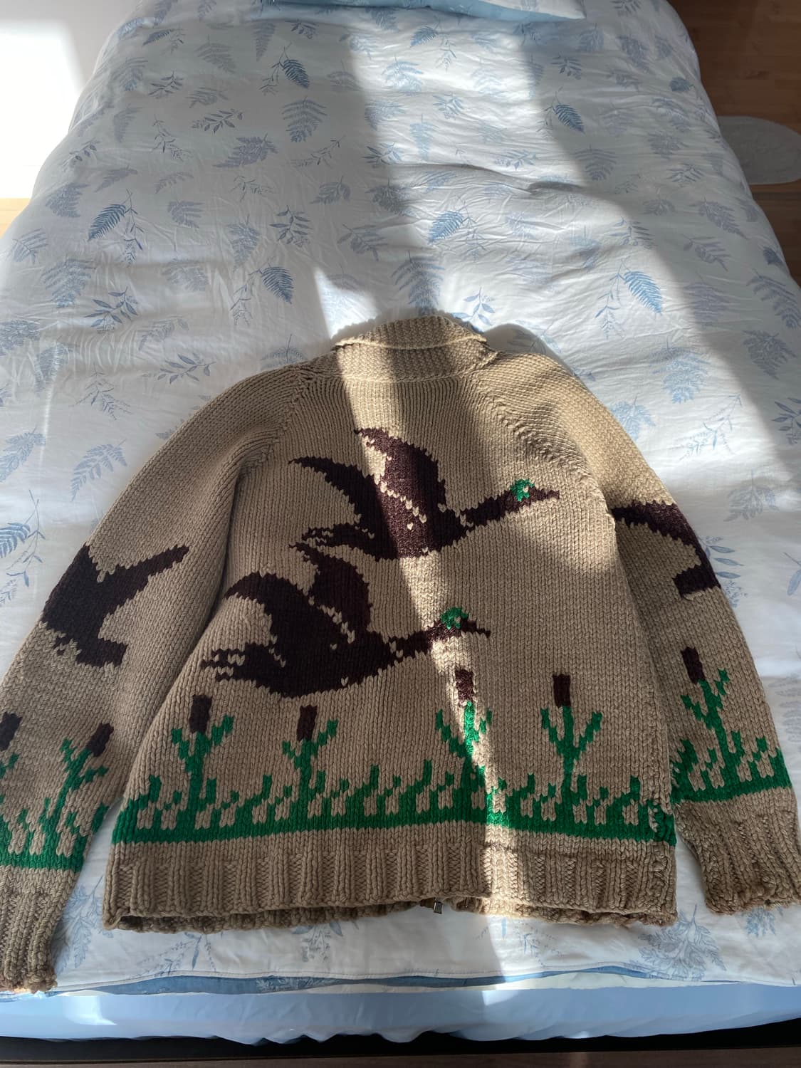 코위찬 스웨터 팝니다 상품이미지2