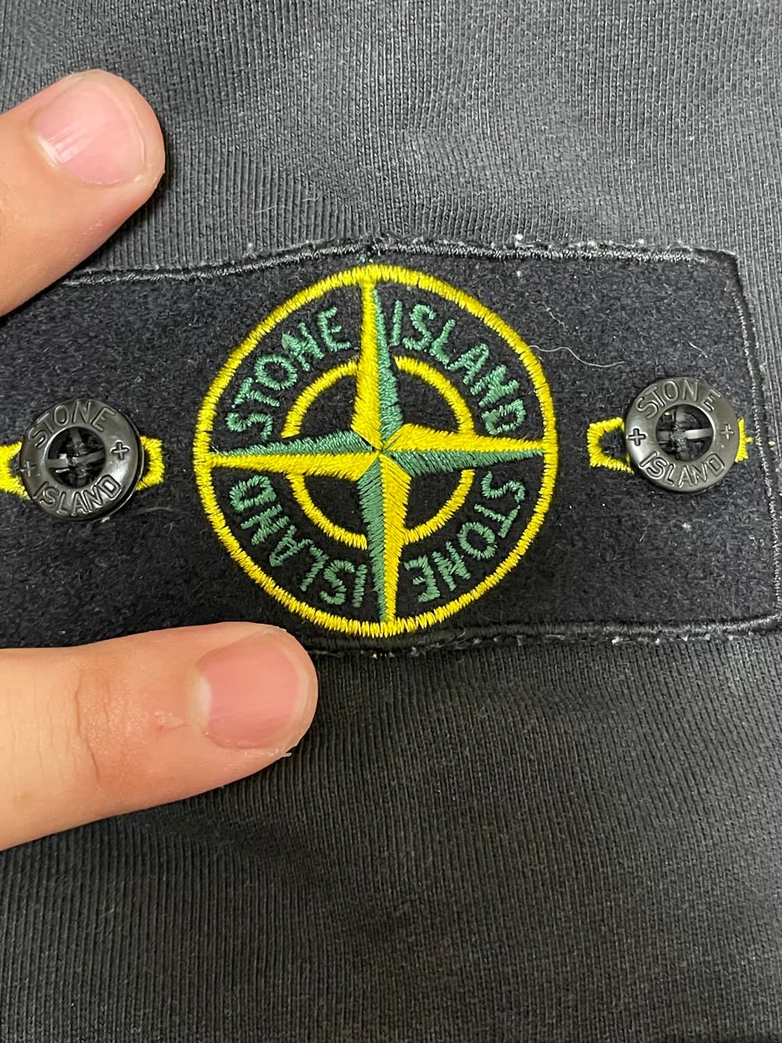 [ L ] 스톤아일랜드 와펜패치 카고 조거팬츠 밴딩 블랙 상품이미지4