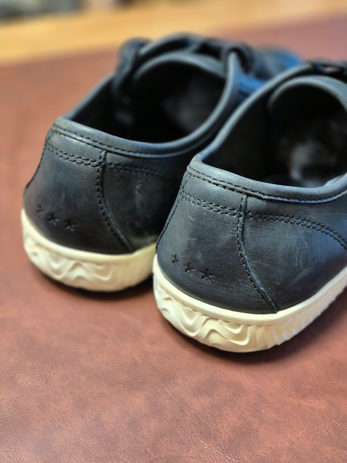 실착용1회 290-295(10,5)존바바토스 스니커즈  상품이미지4