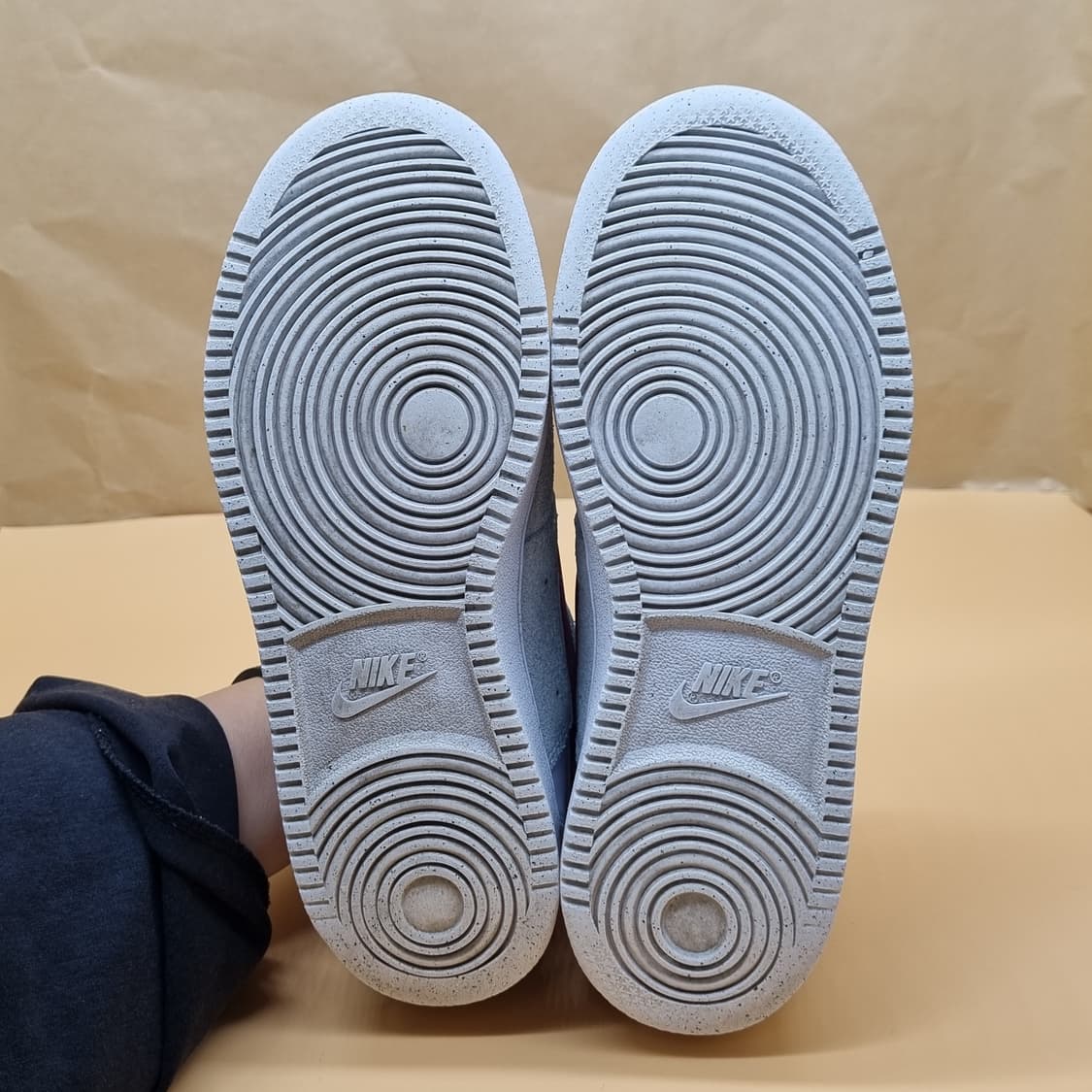 나이키 코트비전 로우 여성운동화235  상품이미지3