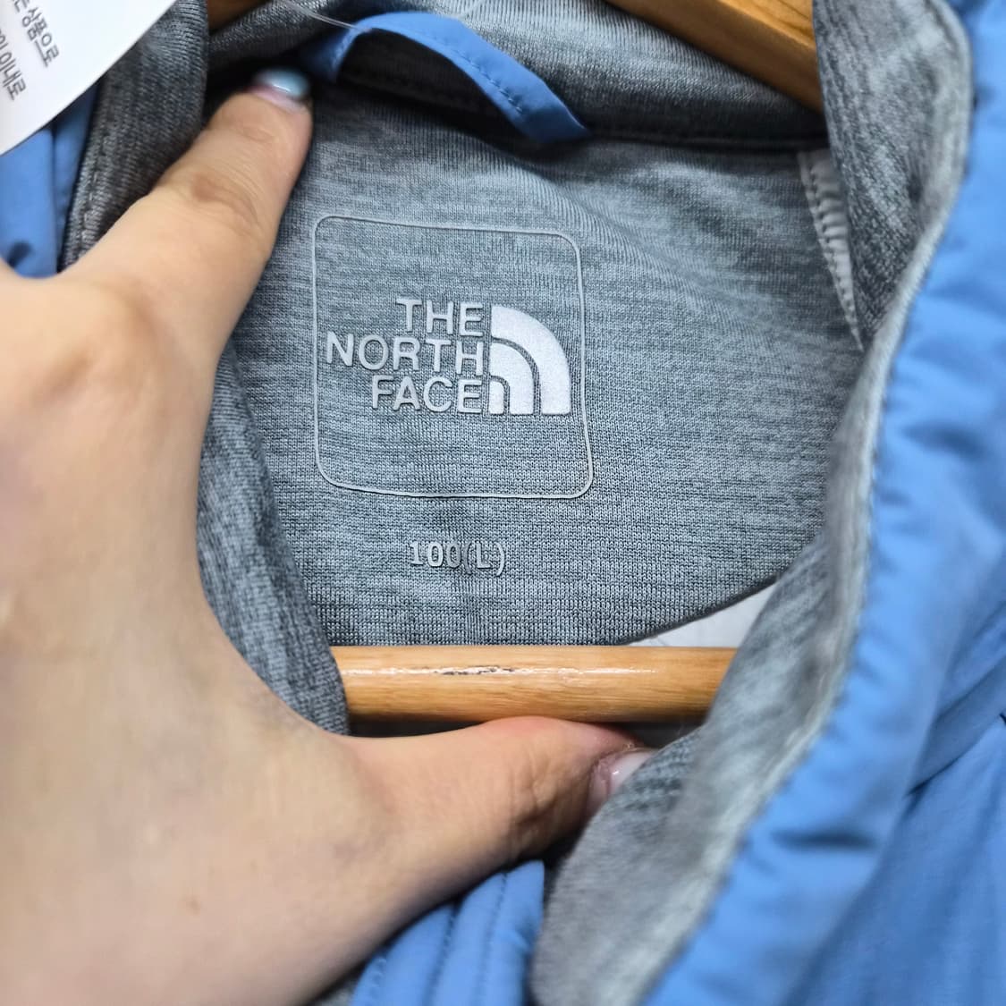 노스페이스 경량 패딩 자켓 블루 여성 L 상품이미지5