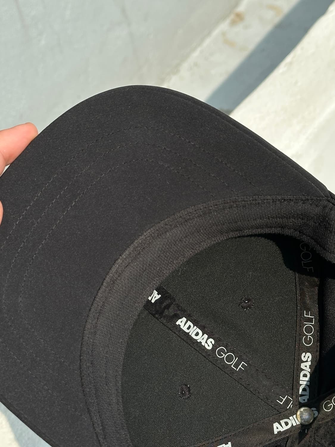 [F] 아디다스 메탈로고 블랙 볼캡 모자 상품이미지6