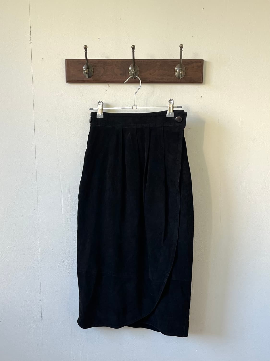 vera pelle 스웨이드 랩 스커트 상품이미지1