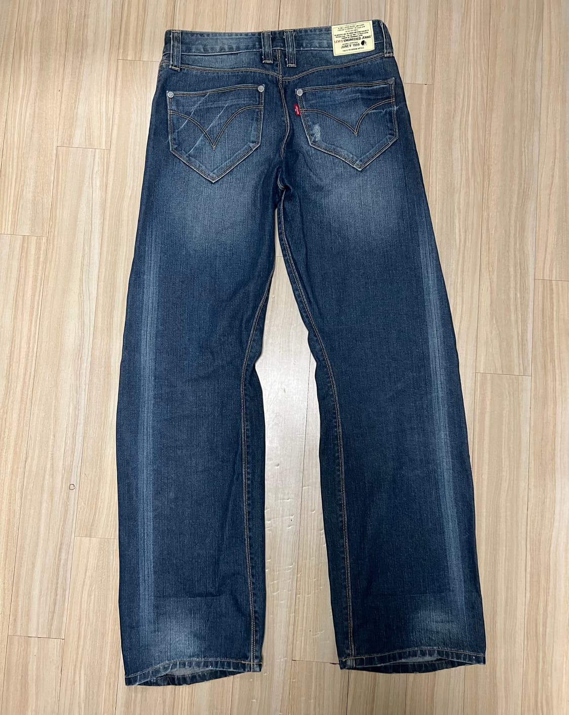 리바이스 엔지니어드진 27 상품이미지2