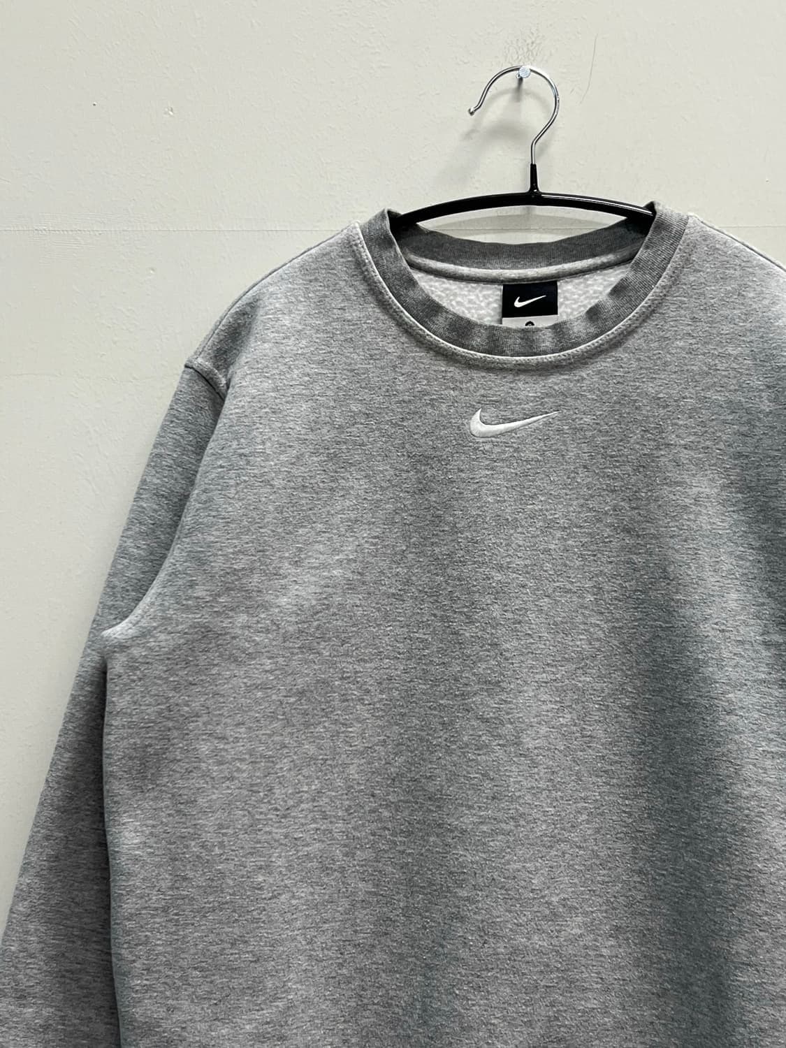 (S) 나이키 우먼스 스우시 맨투맨 그레이 상품이미지3