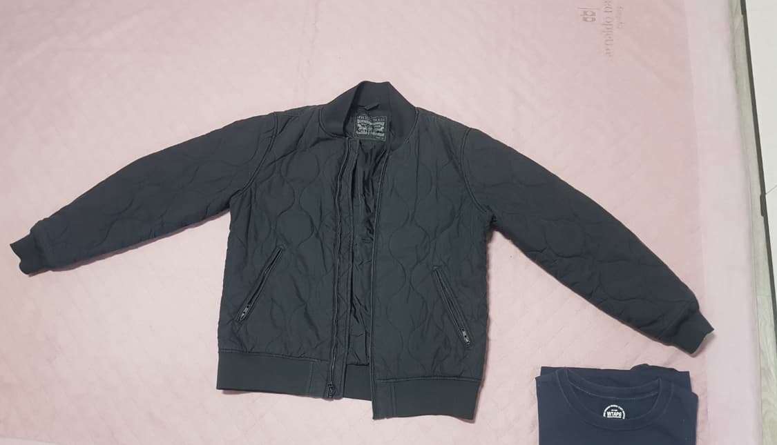 [M] 리바이스 퀼팅 자켓 경량 패딩 블랙 상품이미지1