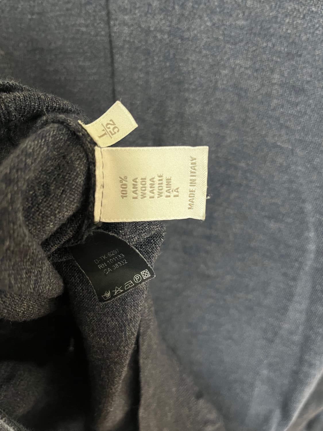 에르메네질도 제냐 라나울 브이넥 니트 상품이미지4