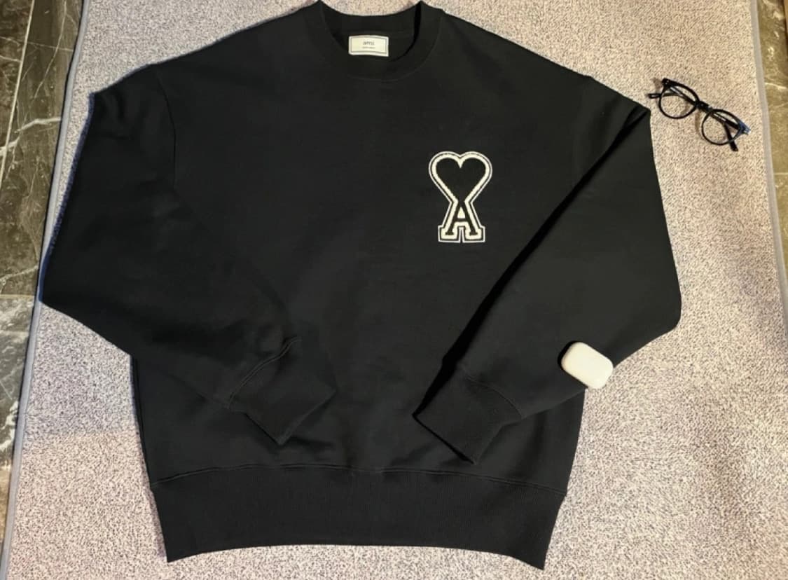 [XL] 아미 빅하트 맨투맨  상품이미지1