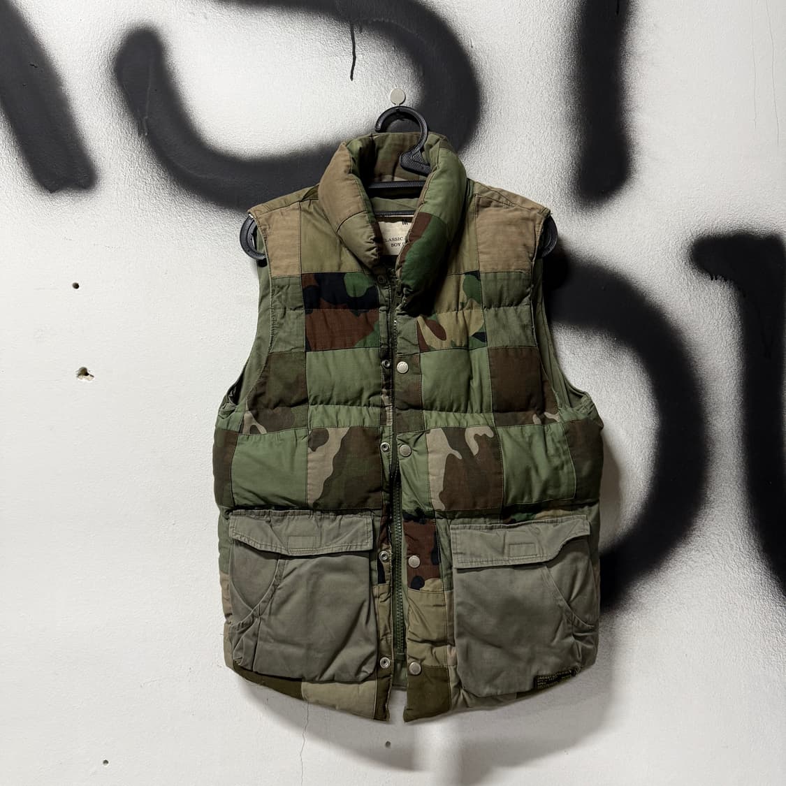 Aspesi Blu & co 아스페시 카모 패치워크 다운 베스트 상품이미지1