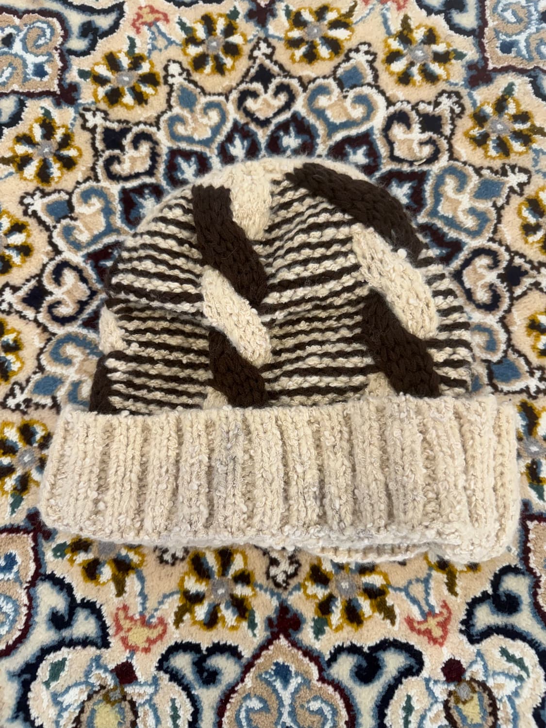 Cream & Brown Cable Knit Beanie 상품이미지1
