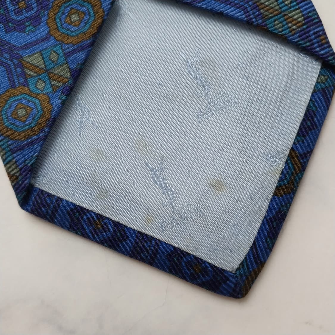 입생로랑 실크 블루 기하 패턴 넥타이 8.7cm A+~A등급 K1904
 상품이미지10