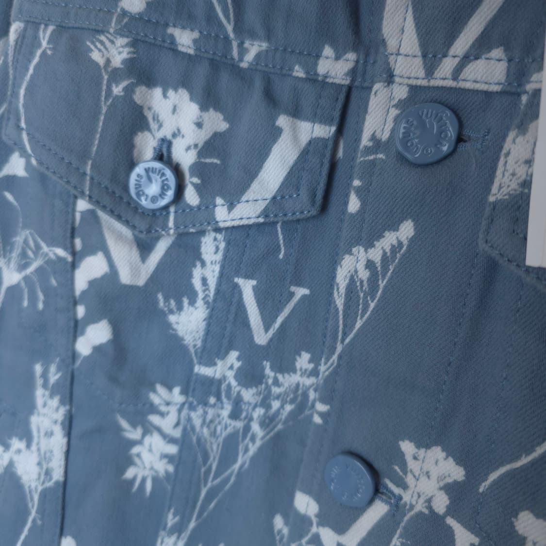 [정품/중고] 루이비통 DNA 리프 데님 자켓 상품이미지4