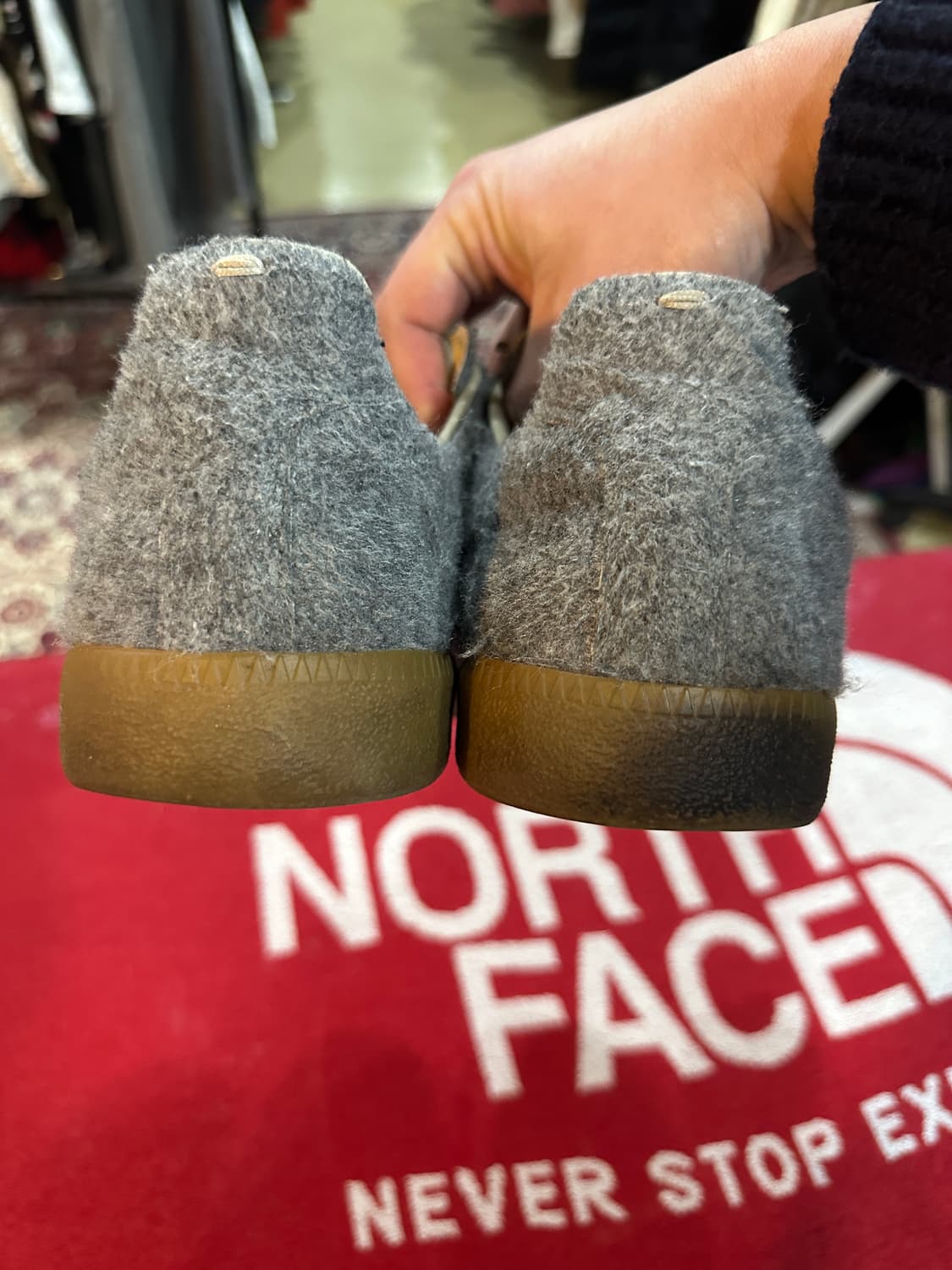 메종마르지엘라 펠트 페인팅 스니커즈280 상품이미지7