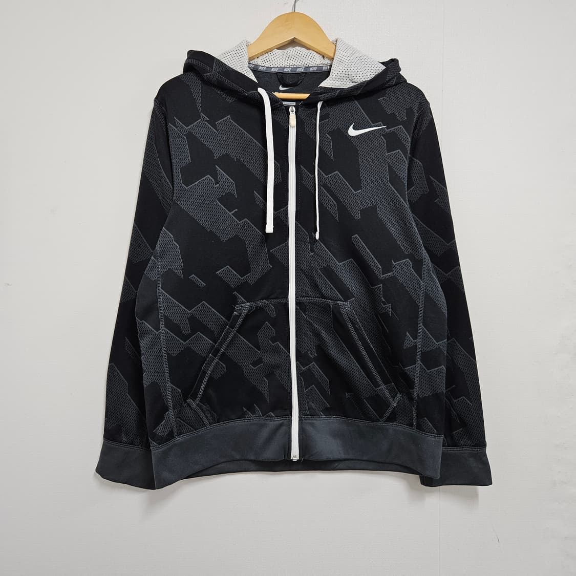 L 나이키 써마핏 모노그램 패턴 기모 후드집업 상품이미지2