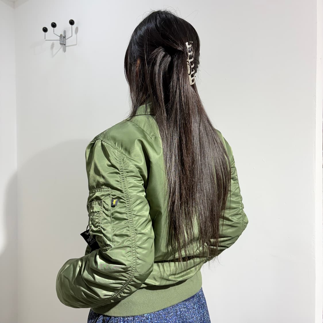 알파 인더스트리 b-15 봄버자켓 상품이미지3