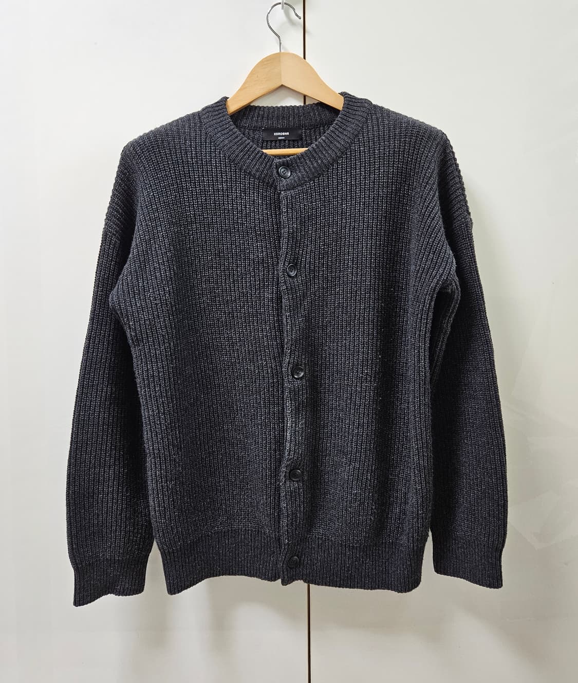 제로 라운드넥 가디건 차콜 M 상품이미지2