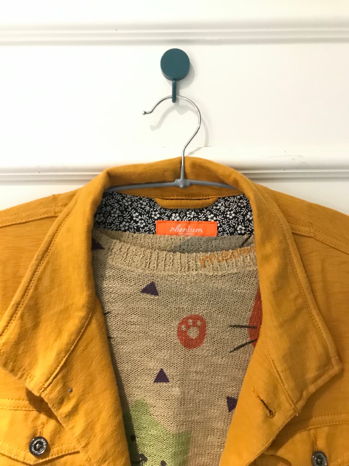 플라워 디테일 소매와 귀여운 🐱고양이 프린팅을 더해 위트 있는 무드:) 상품이미지7